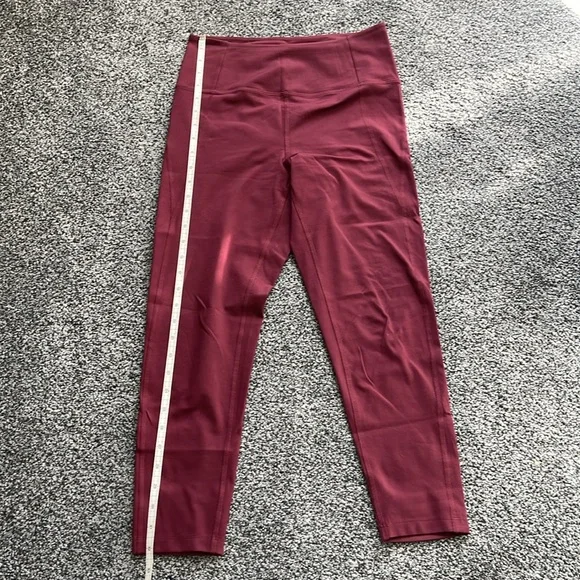 Compressive High-Rise Legging Recycled Plastic - Picture 3 of 7